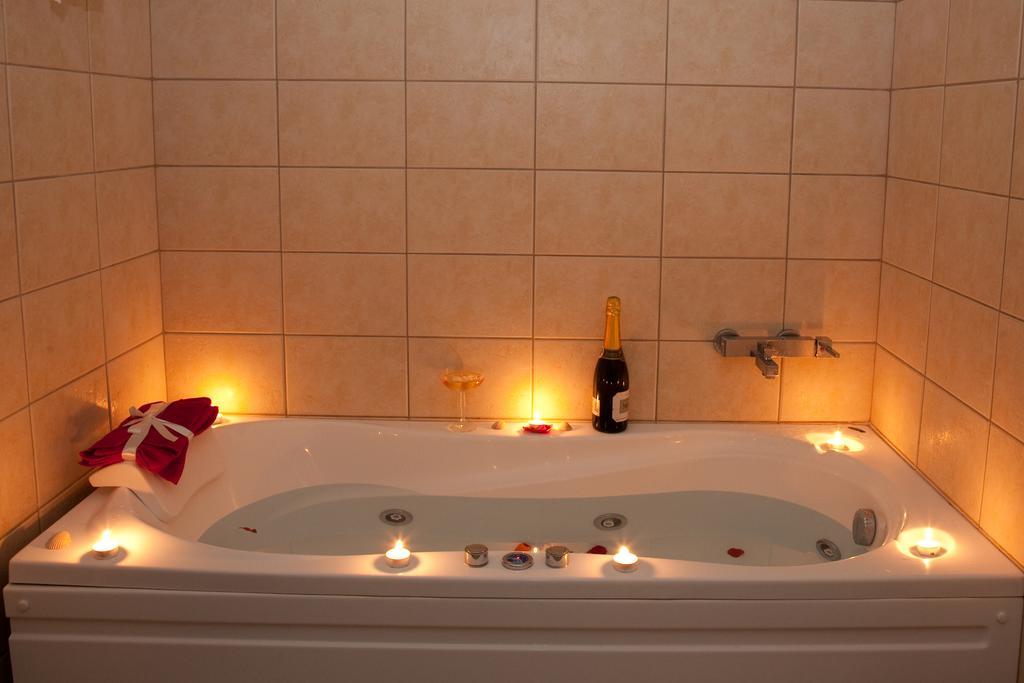 Sea View Suite Methana Bagian luar foto